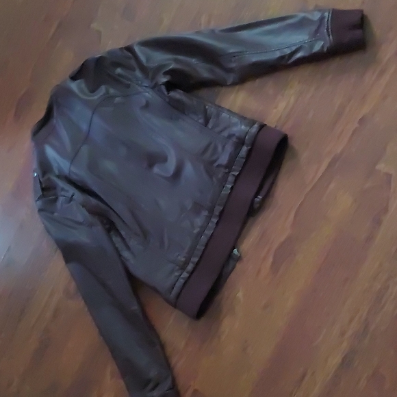 Faux leather jacket - Picture 8 of 9